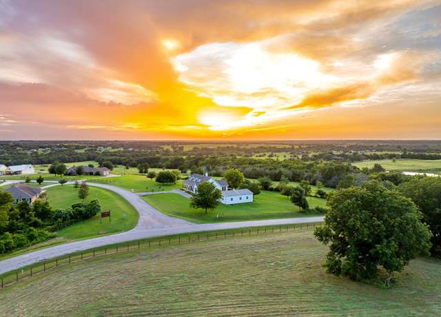 Property at 1932 Chappell Ridge Ln, Chappell Hill, TX 77426, 3 beds, 2 baths