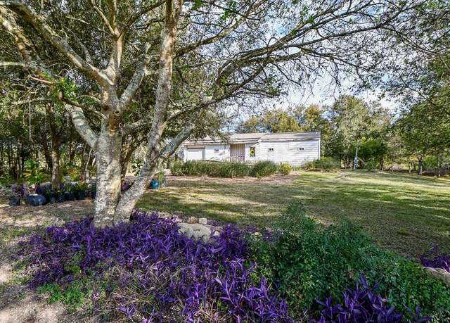 Property at 6917 Kari Ln, Pleak, TX 77469, 2 beds, 1.5 baths
