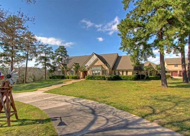Property at 10436 League Line Rd, Conroe, TX 77304, 4 beds, 3 baths