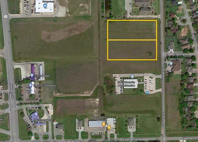 Property at 1 North Valderas, Angleton, TX 77515