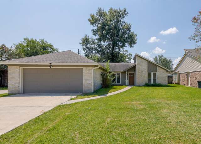Property at 431 Topsail Way, Crosby, TX 77532, 3 beds, 2 baths