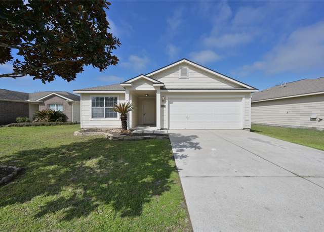 Property at 28927 Rio Grande River Dr, Spring, TX 77386, 3 beds, 2 baths