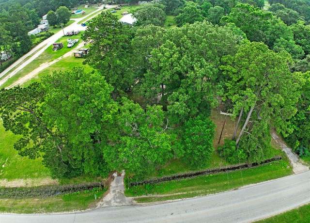 Property at 11121 Fostoria Rd, Cleveland, TX 77328, 2 beds, 1 bath