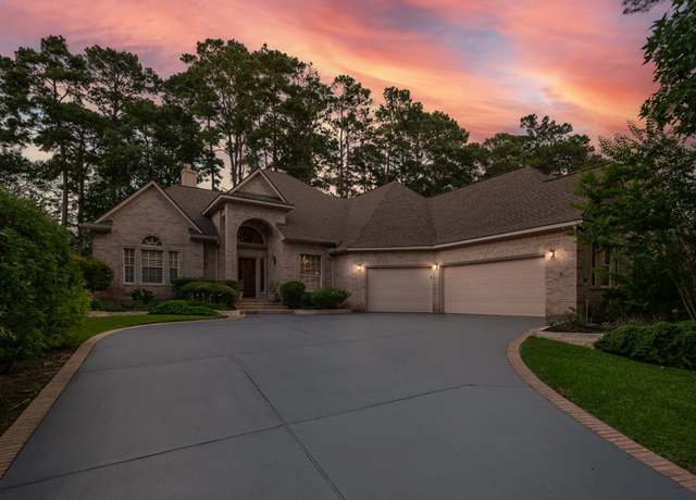 Property at 3079 Bentwater Dr, Montgomery, TX 77356, 3 beds, 3 baths