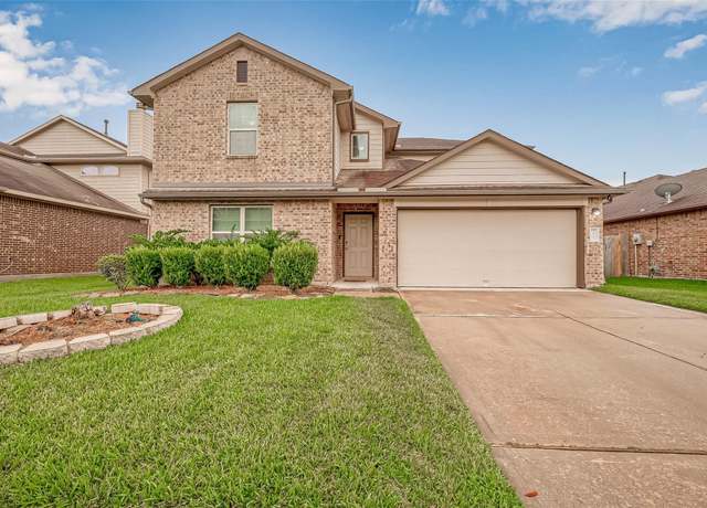Property at 92 San Simeon Dr, Manvel, TX 77578, 5 beds, 2.5 baths