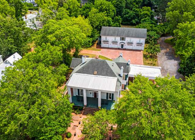 Property at 210 Water, Washington, GA 30673, 5 beds, 4 baths