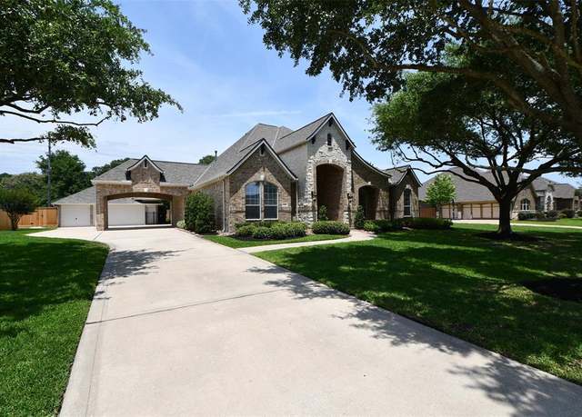 Property at 21006 Refuge Creek Dr, Cypress, TX 77433, 5 beds, 4.5 baths