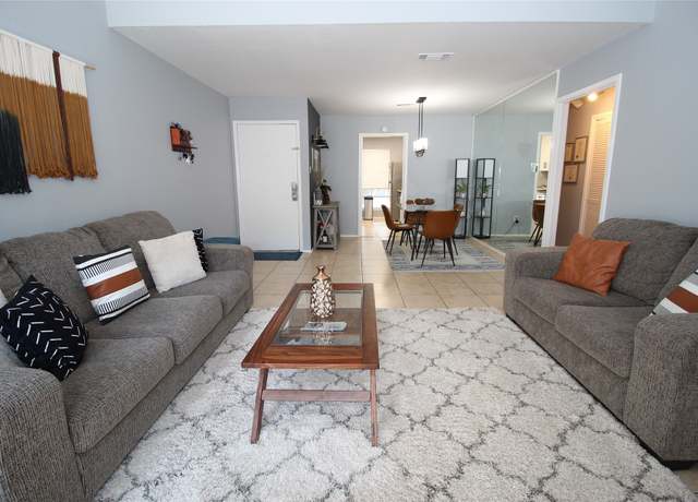 Property at 9707 Richmond Ave #104, Houston, TX 77042, 2 beds, 2 baths