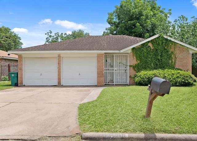 Property at 1318 Epsilon St, Pasadena, TX 77504, 2 beds, 2 baths