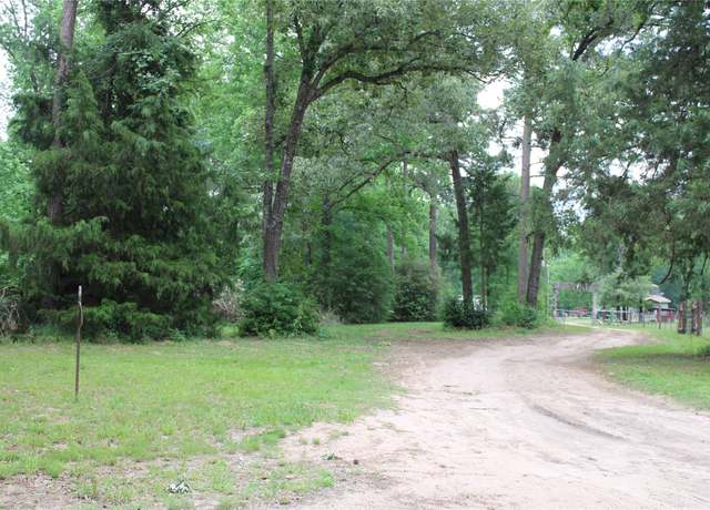 Property at 9846 Post Oak Cemetary Rd, Montgomery, TX 77356, 3 beds, 2.5 baths