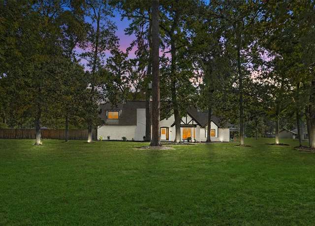 Property at 8526 Oakwood Dr, Magnolia, TX 77354, 4 beds, 2.5 baths