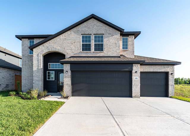 Property at 626 Escondido Dr, Dayton, TX 77535, 4 beds, 2.5 baths