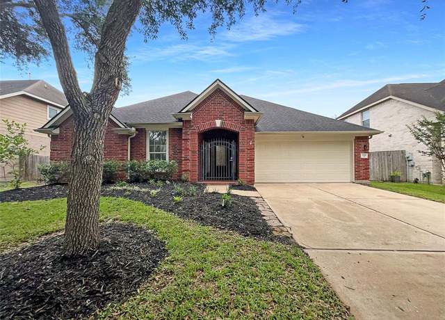 Property at 3210 Oak Bough, Missouri City, TX 77459, 4 beds, 2 baths