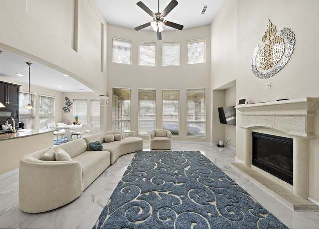 Property at 3627 Grand Promenade Ln, Stafford, TX 77477, 4 beds, 2.5 baths