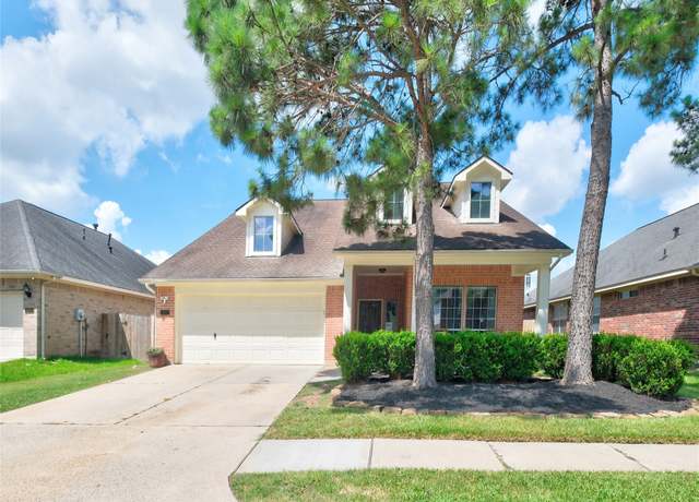 Property at 19327 Dickson Park Dr, Spring, TX 77373, 4 beds, 2.5 baths