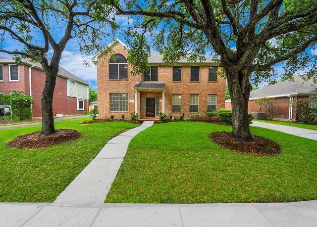 Property at 122 Rushton Cir, League City, TX 77573, 3 beds, 2.5 baths
