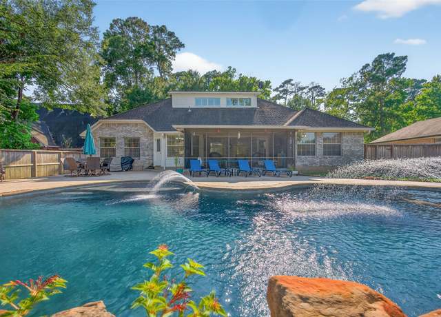 Property at 175 Springs Edge Dr, Conroe, TX 77356, 4 beds, 3 baths