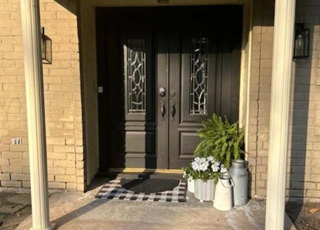 Property at 19702 Sweet Forest Ln, Humble, TX 77346, 5 beds, 2.5 baths
