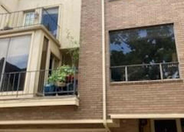 Property at 5636 San Felipe St Unit M, Houston, TX 77056, 3 beds, 3.5 baths