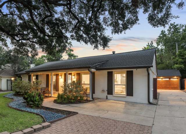 Property at 9623 Val Verde St, Houston, TX 77063, 3 beds, 2 baths