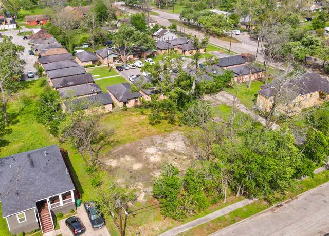 Property at 4305 Lavender St, Houston, TX 77026