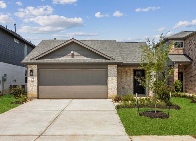 Property at 1109 Novelle Bend Dr, Huffman, TX 77336, 4 beds, 2 baths