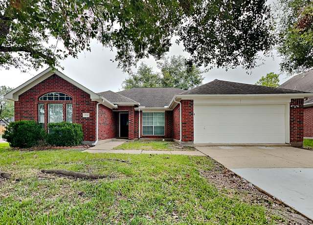 Property at 3530 Wellington Dr, Pearland, TX 77584, 3 beds, 2 baths