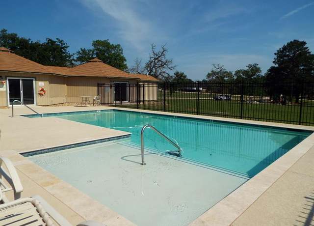 Property at Lots 26-31 Broken Arrow Cir, Hempstead, TX 77445