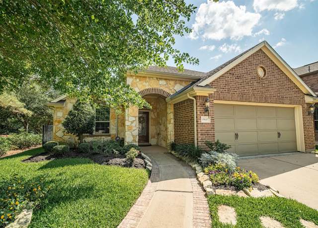 Property at 19607 Mills Glen Dr, Cypress, TX 77433, 3 beds, 2 baths