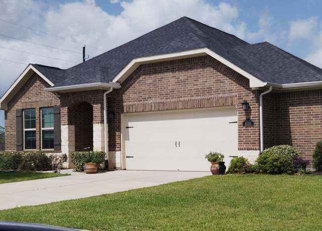 Property at 8330 Divot Trce, Fulshear, TX 77441, 3 beds, 2 baths