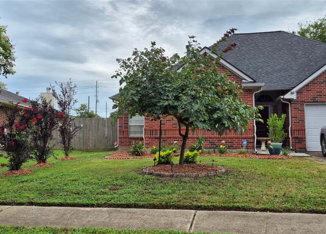Property at 17511 Glenmark Dr, Houston, TX 77084, 3 beds, 2 baths