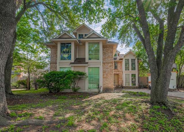 Property at 6406 Via Espana Dr, Houston, TX 77083, 4 beds, 2.5 baths