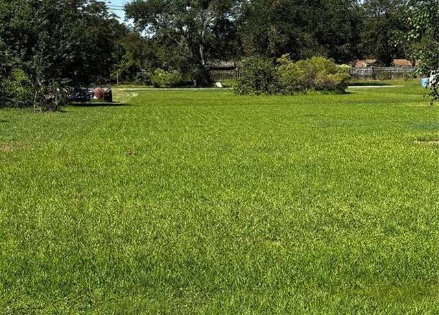 Property at 0 Lexington, Hitchcock, TX 77563
