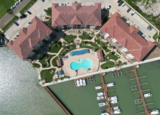 Property at 301 E Houston St #3301, Port Isabel, TX 78578, 3 beds, 2 baths