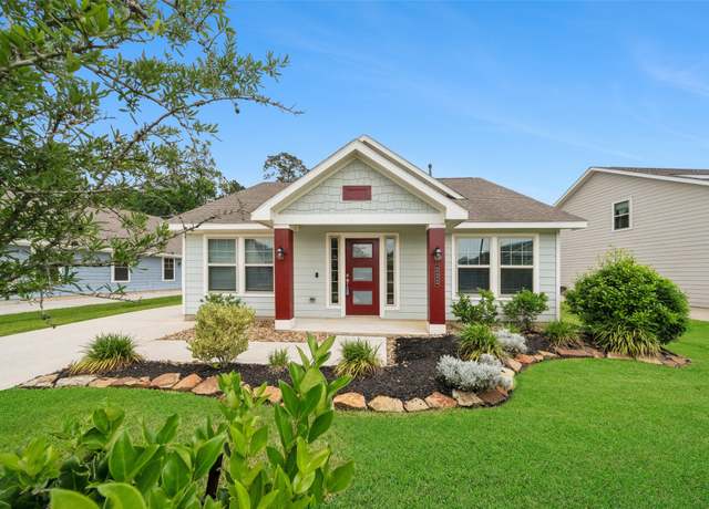 Property at 222 N Lynx Trl, Montgomery, TX 77316, 3 beds, 2 baths
