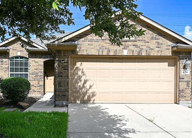 Property at 8239 Polaris Point Ln, Cypress, TX 77433, 3 beds, 2 baths
