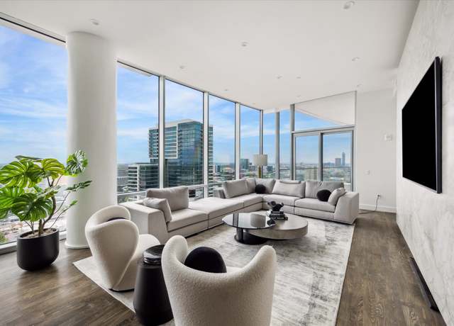 Property at 2727 Kirby Dr Unit 27J, Houston, TX 77098, 3 beds, 3.5 baths
