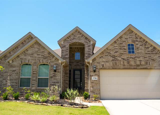 Property at 17750 Misty Brook Ln, Conroe, TX 77302, 4 beds, 2.5 baths