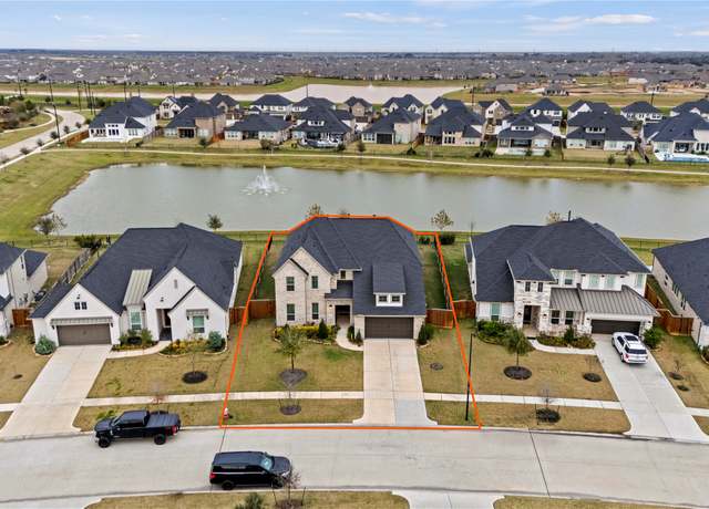 Property at 409 Stratus View Ct, Katy, TX 77493, 5 beds, 4.5 baths