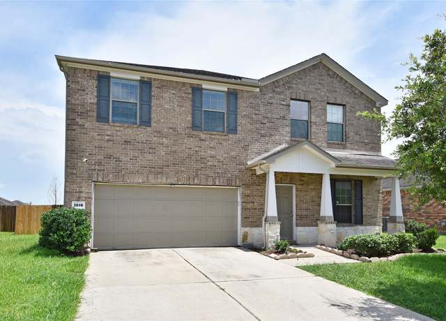 Property at 1019 Messina Ln, Richmond, TX 77469, 5 beds, 3 baths