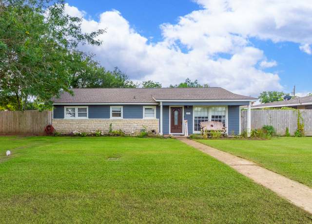 Property at 2001 N Avenue H, Freeport, TX 77541, 3 beds, 1.5 baths