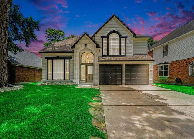 Property at 5018 Maple Brook Ln, Houston, TX 77345, 3 beds, 2.5 baths