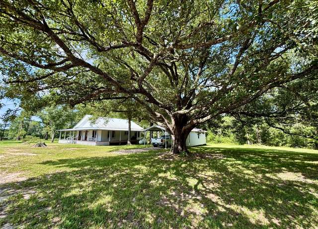 Property at 11085 Fm 256 E, Colmesneil, TX 75938, 1 bed, 1 bath