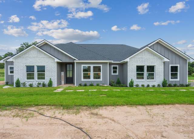 Property at 4433 Collton Ln, Franklin, TX 77856, 3 beds, 2 baths