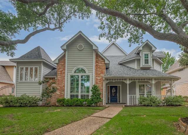 Property at 12438 Piping Rock Dr, Houston, TX 77077, 4 beds, 2.5 baths