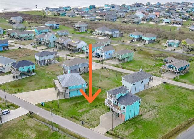 Property at 983 Tidelands Dr, Crystal Beach, TX 77650