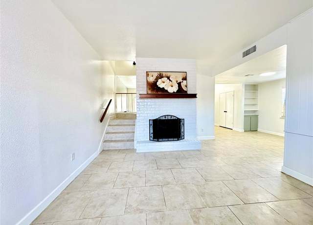Property at 11127 Village Bend Ln Ln #1127, Houston, TX 77072, 3 beds, 2.5 baths