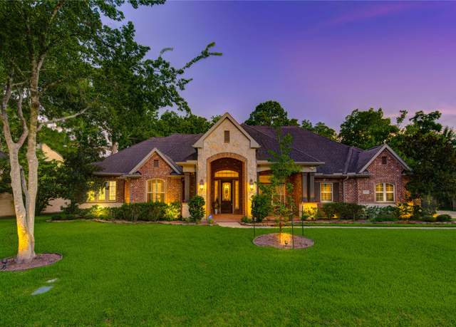 Property at 14125 Cardinal Ln, Houston, TX 77079, 5 beds, 4.5 baths