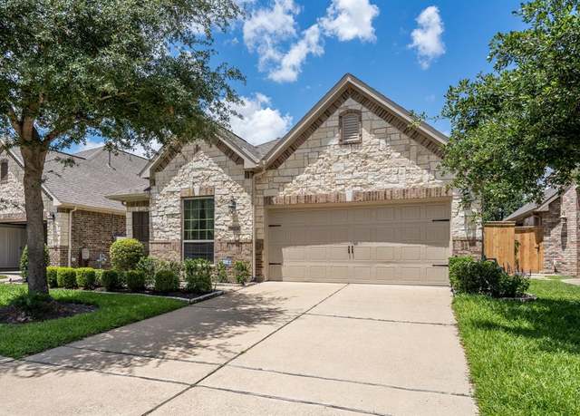 Property at 19226 Hamilton Hills Dr, Cypress, TX 77433, 3 beds, 2 baths