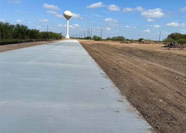 Property at 1423 Southfork Ranch Rd, Sealy, TX 77474